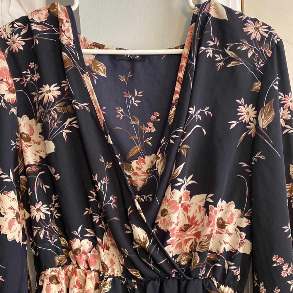 Floral romper size L